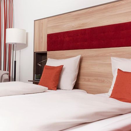 Hotel Бад Цвишенан Екстериор снимка