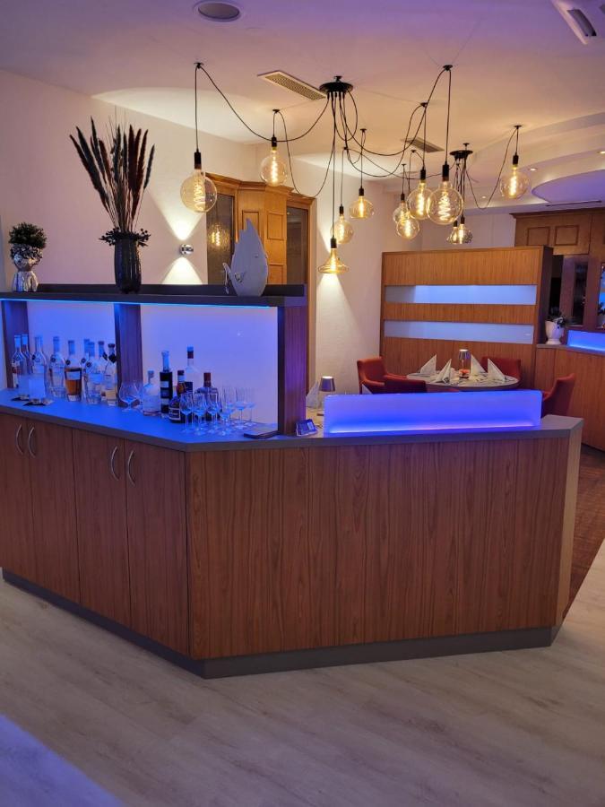 Hotel Бад Цвишенан Екстериор снимка