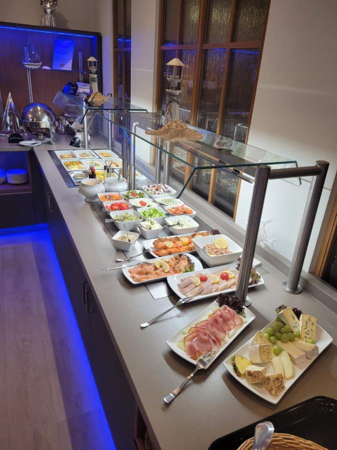 Hotel Бад Цвишенан Екстериор снимка