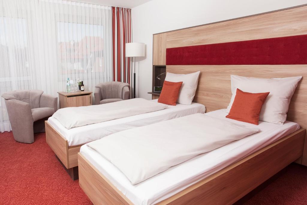 Hotel Бад Цвишенан Стая снимка